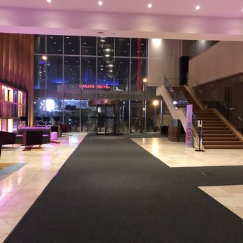 Delta Hotels Toronto - Lobby - Hotels Near Me - Toronto, Ontario Delta Hotels Toronto - Lobby - Hotels Near Me - Toronto, Ontario