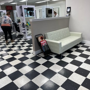 Bobs Barber Shop - Barbers Near Me - Peoria, Illinois Bobs Barber Shop - Barbers Near Me - Peoria, Illinois