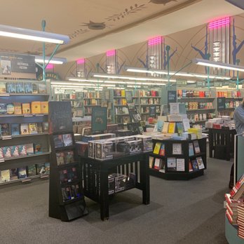 Barnes & Noble - Bookstores Near Me - Studio City, California Barnes & Noble - Bookstores Near Me - Studio City, California