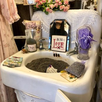 The Vintage Violet - Create your own lavender sachet - Antiques Near Me - Marysville, Washington