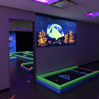 Glowgolf - Mini Golf Near Me - Garden City, New York