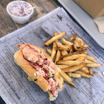 Richard's Fresh Seafood - Lobster roll! - Seafood Near Me - Covehead, Prince Edward Island