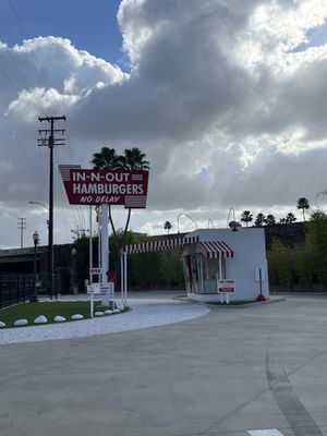 The Original In-N-Out Burger Museum by null