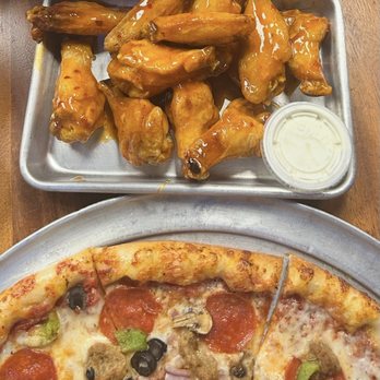 Shane's Pizza On 87 - 12 Classic Wings - Salad Near Me - Chandler, Arizona Shane's Pizza On 87 - 12 Classic Wings - Salad Near Me - Chandler, Arizona