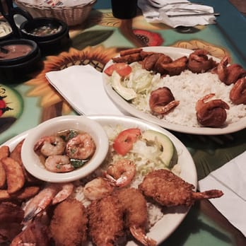 Mariscos La Playa - Mexican Near Me - Santa Fe, New Mexico