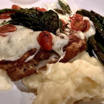 Carmela's Bistro & Wine Bar - Juliette Chicken - New American Near Me - Lincoln, Nebraska Carmela's Bistro & Wine Bar - Juliette Chicken - New American Near Me - Lincoln, Nebraska
