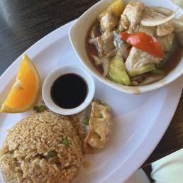 Sweet & Sour pork Lunch Special Sweet & Sour pork Lunch Special