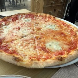 Al Monastero - Pizza Quattro Formaggio