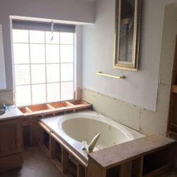 Rapid Restoration - And final picture of my STILL non functional bathroom!