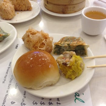 Tai Pan Dim Sum - Baked char siu bao, shumai, potsticker, taro puff - Dim Sum Near Me - Honolulu, Hawaii