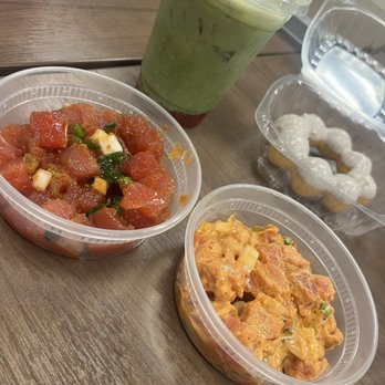 MoDo Hawaii - Spicy tuna and shoyu pole quarter pound - Donuts Near Me - Santa Clara, California MoDo Hawaii - Spicy tuna and shoyu pole quarter pound - Donuts Near Me - Santa Clara, California