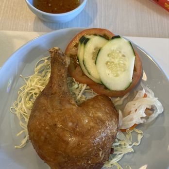 Fivefive Noodles - Chicken leg with rice - Noodles Near Me - Arcadia, California