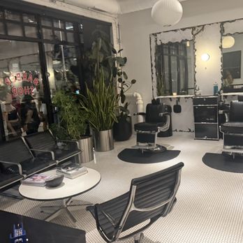 Blind Barber - Barbers Near Me - Chicago, Illinois Blind Barber - Barbers Near Me - Chicago, Illinois