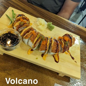 Satori - Volcano roll - Sushi Bars Near Me - Orlando, Florida Satori - Volcano roll - Sushi Bars Near Me - Orlando, Florida