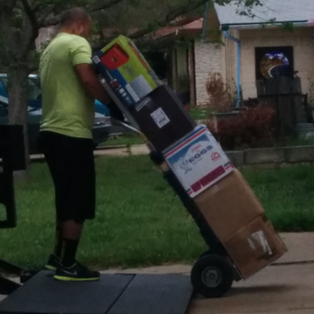 Moving Squad - Moving Squad Moving Company does NOT limit the number of boxes our movers can carry, therefore, we blast through your box count. - Movers Near Me - Austin, Texas Moving Squad - Moving Squad Moving Company does NOT limit the number of boxes our movers can carry, therefore, we blast through your box count. - Movers Near Me - Austin, Texas