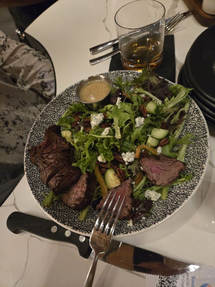 Social spots from Barrel & Derrick