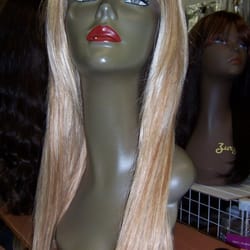 Hair Plus - blond lace wig
