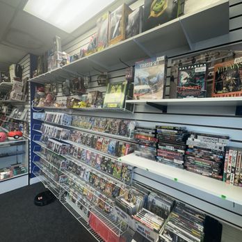 Retro Games Plus - Video Game Stores Near Me - Lawndale, California