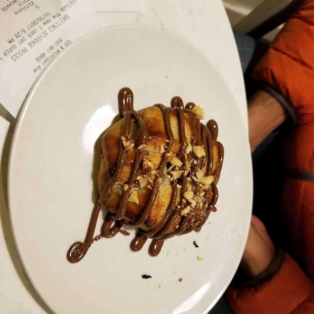 Nutella Cafe - Berry crostata - Desserts Near Me - Chicago, Illinois