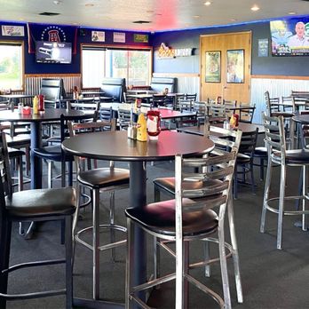 Pour Sports East County - All ages dining room - Sports Bars Near Me - Gresham, Oregon Pour Sports East County - All ages dining room - Sports Bars Near Me - Gresham, Oregon