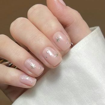 Dazzle Diva Nail Spa - Nail Salons Near Me - New York, New York