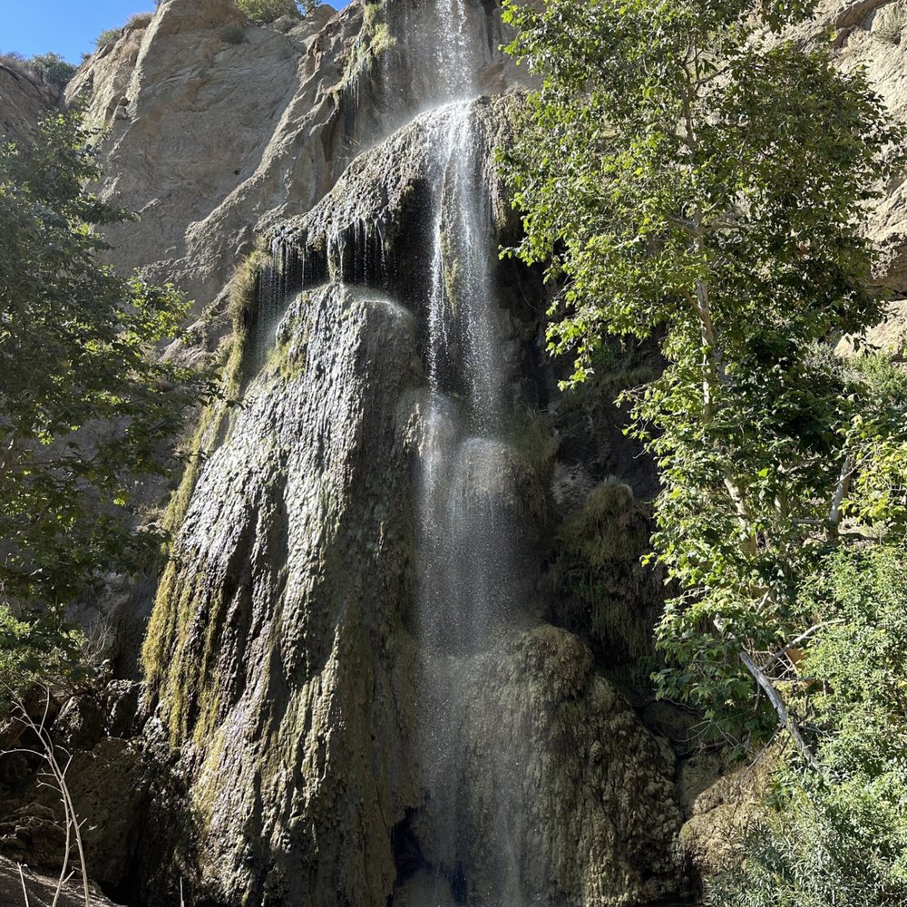 Escondido Canyon Park - Escondido falls - Hiking Near Me - Malibu, California Escondido Canyon Park - Escondido falls - Hiking Near Me - Malibu, California
