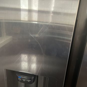 Premium Movers - Scratched my brand new refrigerator - Movers Near Me - Sacramento, California Premium Movers - Scratched my brand new refrigerator - Movers Near Me - Sacramento, California