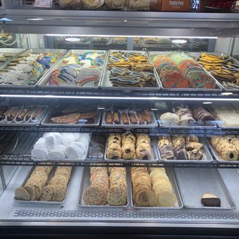 Helen Bernhard Bakery - Baked goods - Bakeries Near Me - Portland, Oregon Helen Bernhard Bakery - Baked goods - Bakeries Near Me - Portland, Oregon