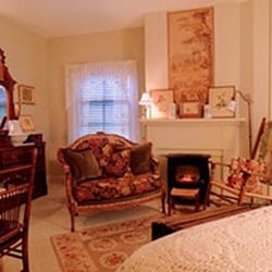 1868 Magnolia House Inn
