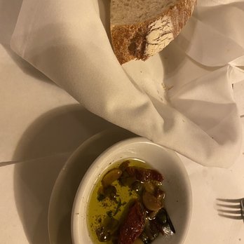 Assaggio Ristorante - Bread and house made olive oil - Italian Near Me - Seattle, Washington