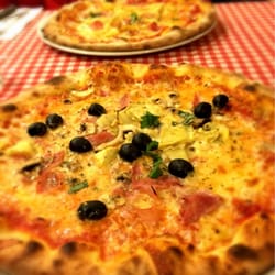 Pizzeria Il Tano - Thin and crispy - 4 seasons