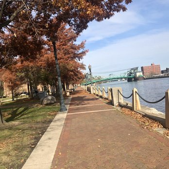 Bicentennial Park - Park - Parks Near Me - Joliet, Illinois