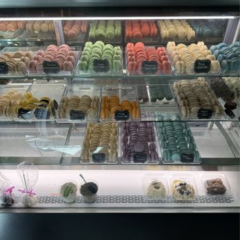 Marche de Macarons - Macarons Near Me - Savannah, Georgia
