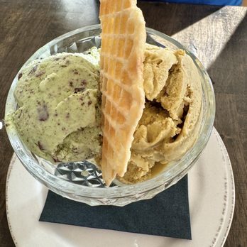 Mystico 802 - Gelato Amazing - Italian Near Me - Manchester, Vermont