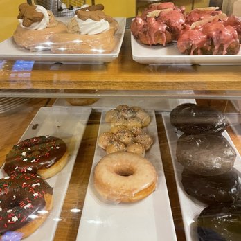 Lola's Eatery - Pastry - Breakfast & Brunch Near Me - Pittsburgh, Pennsylvania