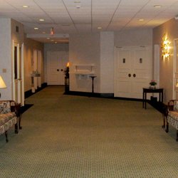 Woody Funeral Home Huguenot Chapel