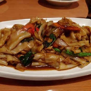 Thai Peppers - Drunken noodle - Thai Near Me - Roseville, California Thai Peppers - Drunken noodle - Thai Near Me - Roseville, California