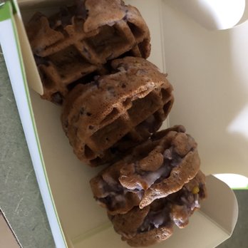 Cocomilk Cafe - Teeny tiny little mochi waffles. Has corn in them. - Laotian Near Me - Sacramento, California Cocomilk Cafe - Teeny tiny little mochi waffles. Has corn in them. - Laotian Near Me - Sacramento, California