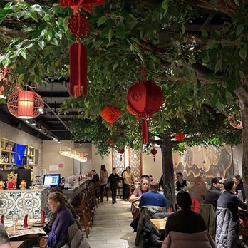 Han Palace - Inside - Dim Sum Near Me - Washington, DC, District of Columbia