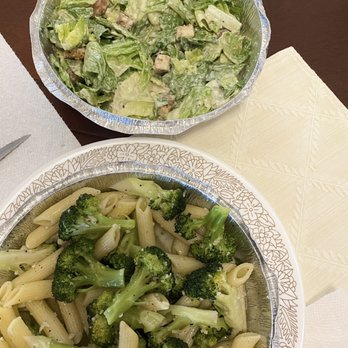 Delmar Pizzeria - Penne with broccoli in garlic oil - Pizza Near Me - Brooklyn, New York
