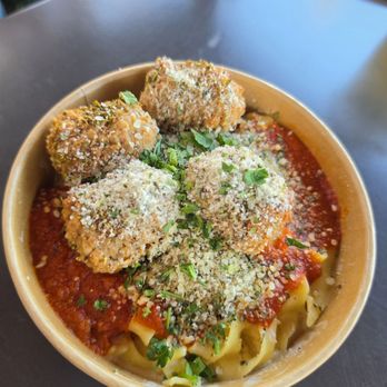 Pasta Viva - Viva Diva (Pomodoro+ Meatballs) Pasta - Italian Near Me - Irvine, California Pasta Viva - Viva Diva (Pomodoro+ Meatballs) Pasta - Italian Near Me - Irvine, California