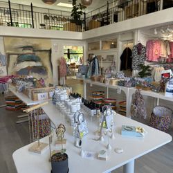 Rockflowerpaper Outlet Store