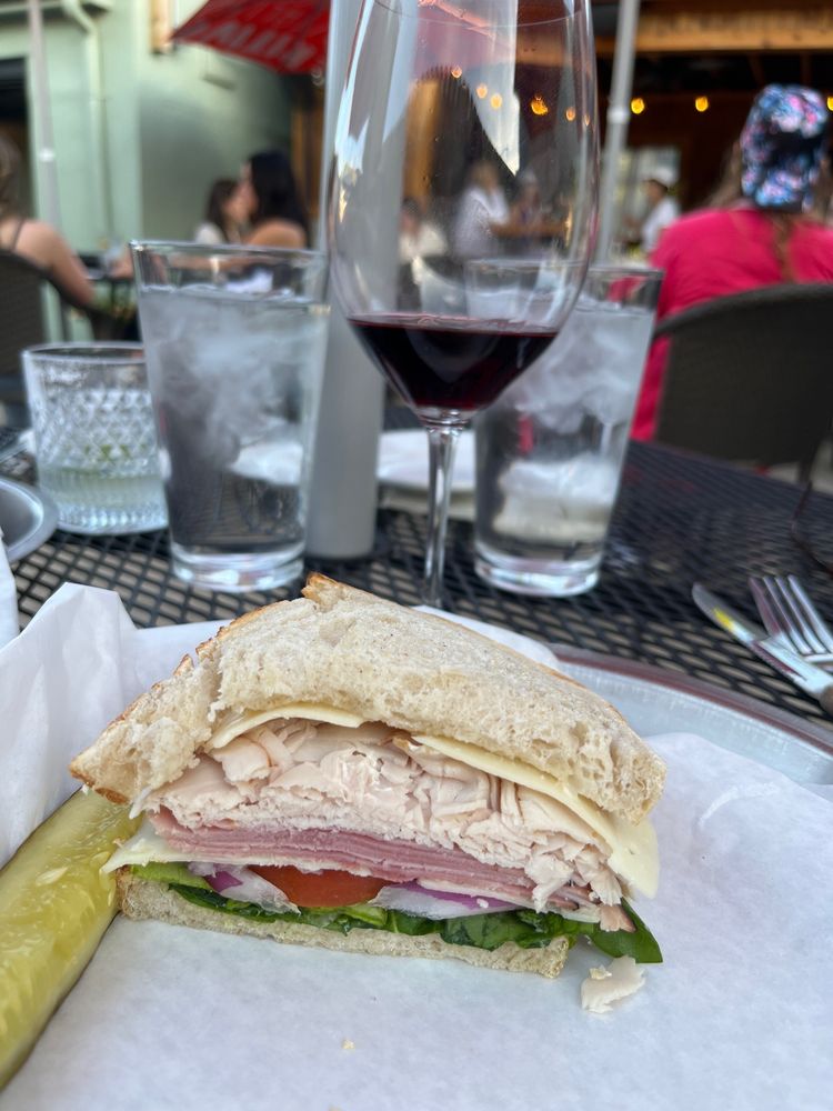 DUTCH’S 45 Photos & 39 Reviews 3378 Erie Ave, Cincinnati, Ohio