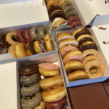 Sara Donuts - Donuts Near Me - Duluth, Georgia