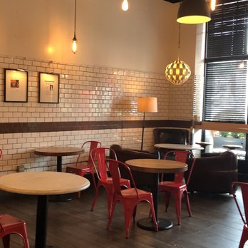 Do-Rite Donuts & Chicken - Inside seating - Donuts Near Me - Chicago, Illinois