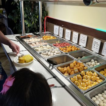 OMBU Hotpot - Lots of balls - Hot Pot Near Me - South Salt Lake, Utah OMBU Hotpot - Lots of balls - Hot Pot Near Me - South Salt Lake, Utah