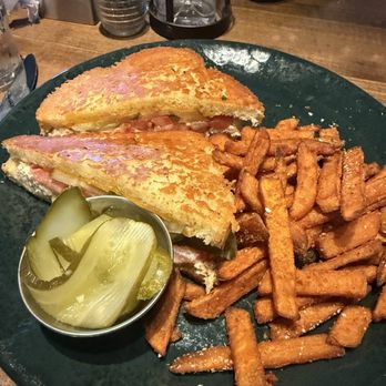 Reunion Kitchen + Drink - Tuna Melt on grilled sourdough W/ Sweet Potato fries - New American Near Me - Corona, California Reunion Kitchen + Drink - Tuna Melt on grilled sourdough W/ Sweet Potato fries - New American Near Me - Corona, California