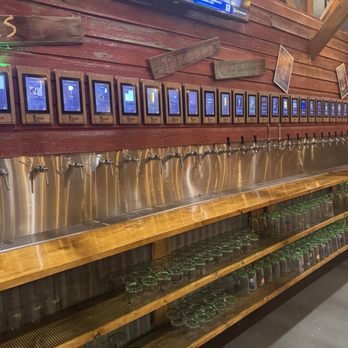 Palisade Pizza And Pourhouse - Beer wall - Pizza Near Me - Palisade, Colorado Palisade Pizza And Pourhouse - Beer wall - Pizza Near Me - Palisade, Colorado
