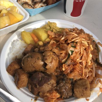 Wat Mongkolratanaram - yellow curry (top left), pad thai (right), tofu (bottom left) - Thai Near Me - Berkeley, California Wat Mongkolratanaram - yellow curry (top left), pad thai (right), tofu (bottom left) - Thai Near Me - Berkeley, California