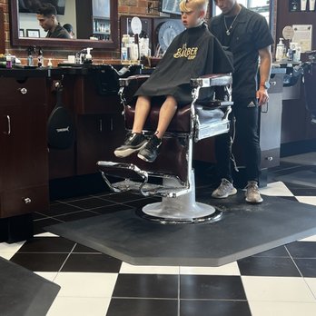 V's Barbershop Katy Reserve - Barbers Near Me - Katy, Texas V's Barbershop Katy Reserve - Barbers Near Me - Katy, Texas
